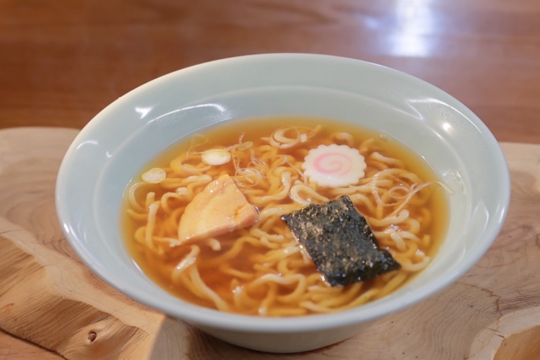 八王子の100圓ラーメン